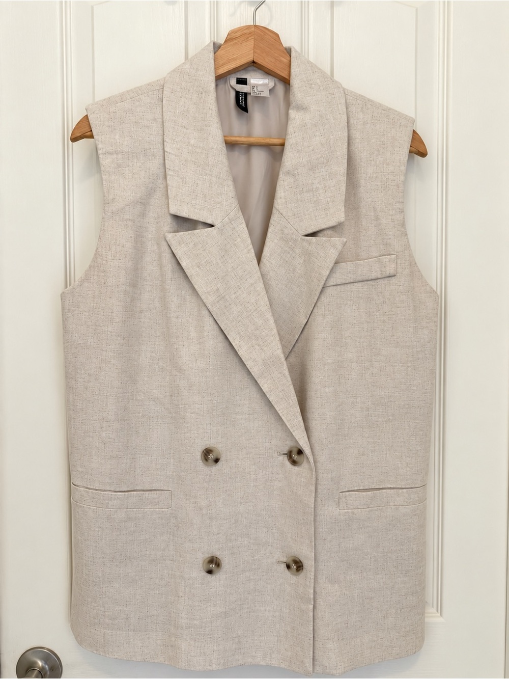 H&M Divided Sleeveless Double-Breasted Blazer Vest in Light Oatmeal
